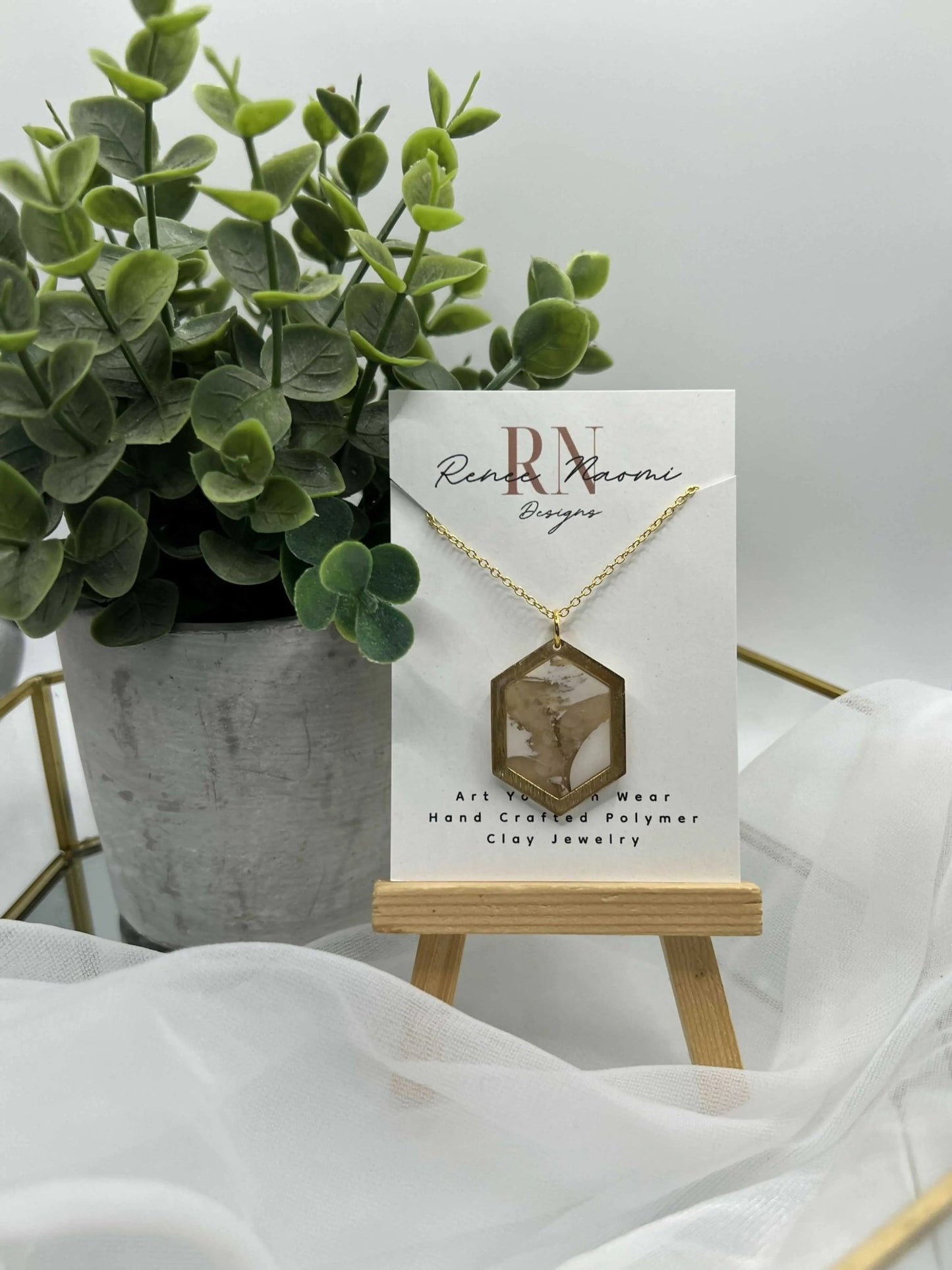 Gold marbled pendant - Pure Wash
