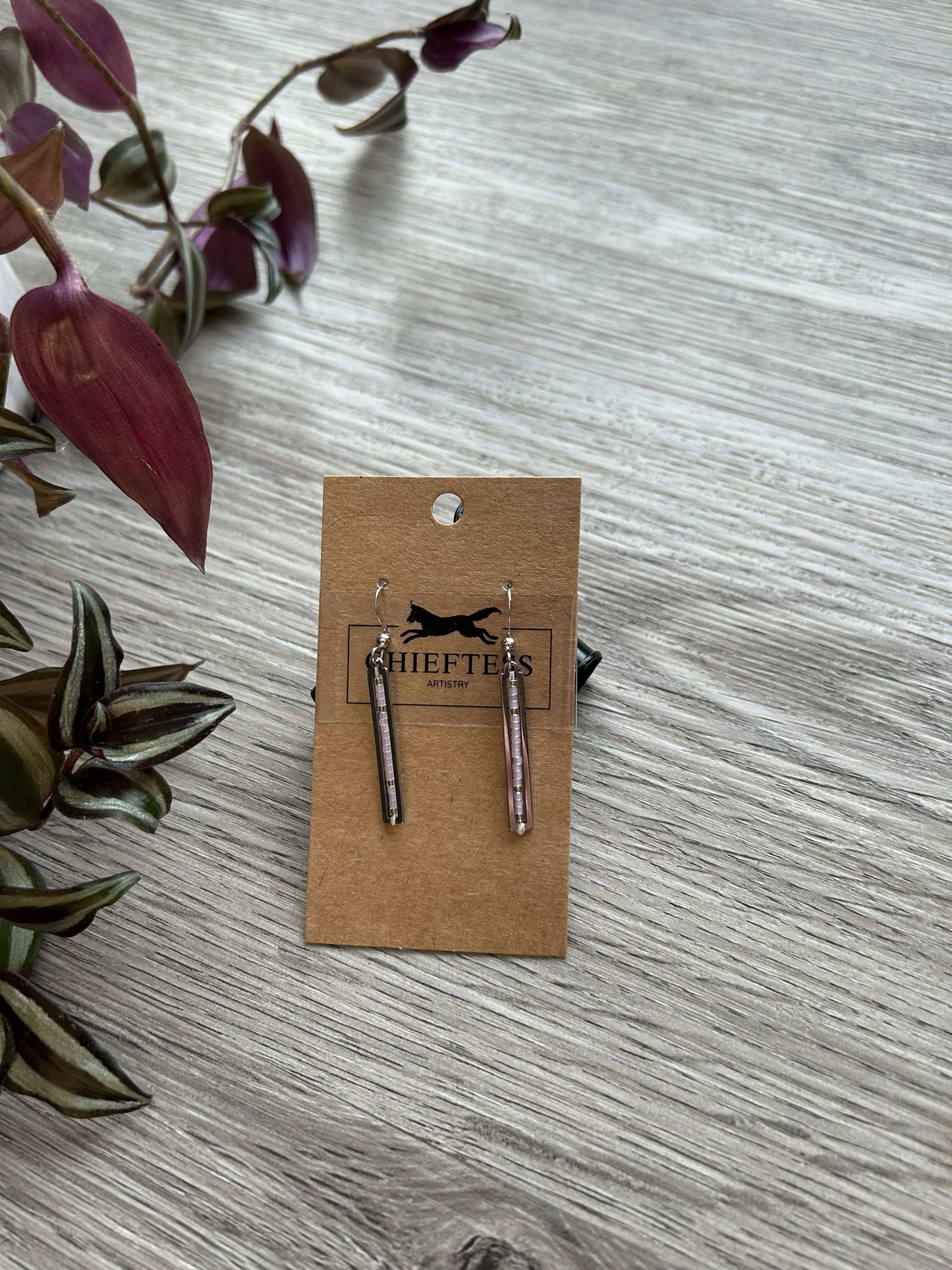 QUILL EARRING - Elegant Beaded Pendant Earrings