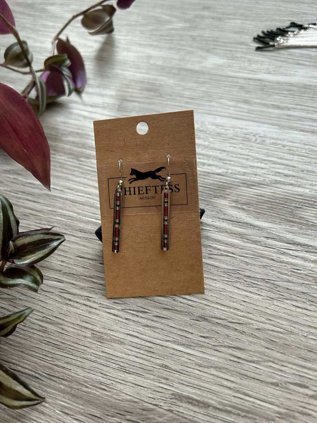 QUILL EARRING - Elegant Beaded Pendant Earrings