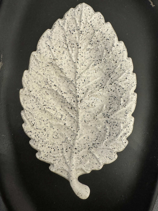 Leaf Soap Dish - Modern Stone Soap Dish for Bathroom Decor