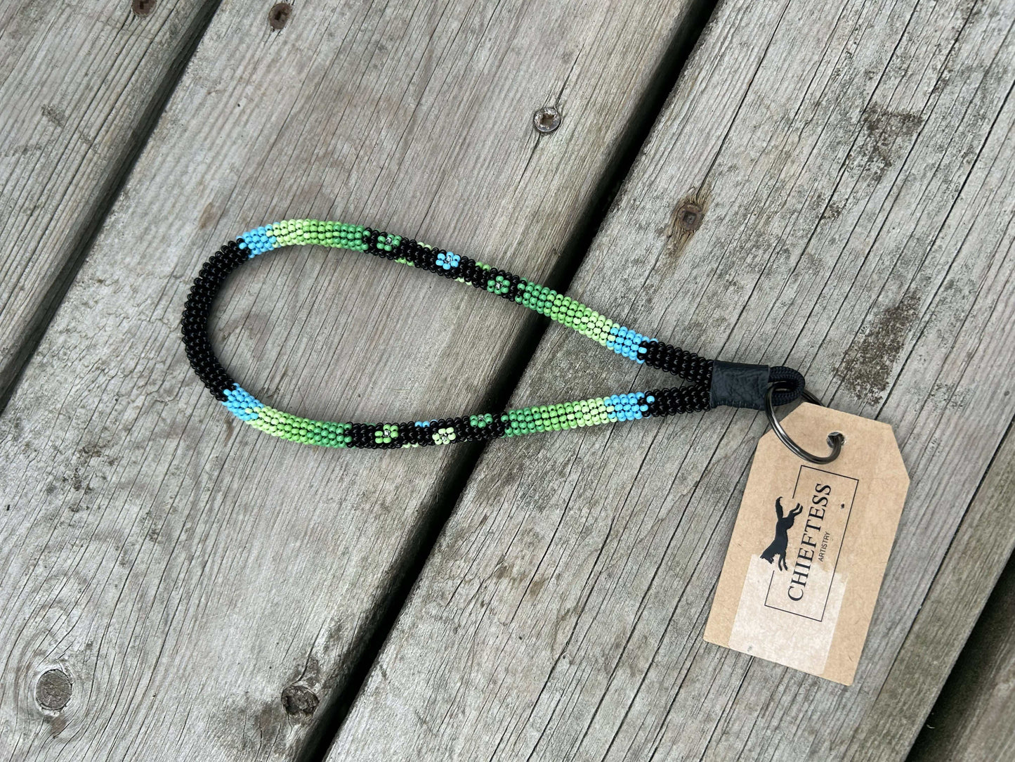 LAGUNA DARK: Wristlet Beaded Keychain
