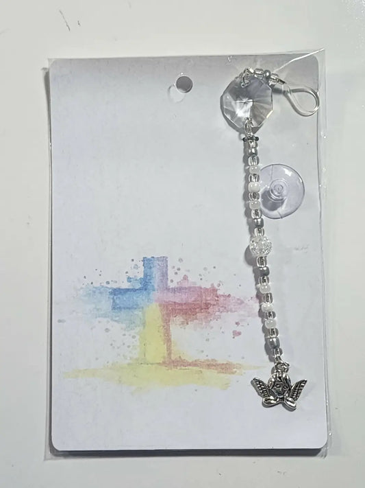 Silver-toned small angel suncatcher with faceted crystal top and engraved angel wing pendant for car sun visor decoration